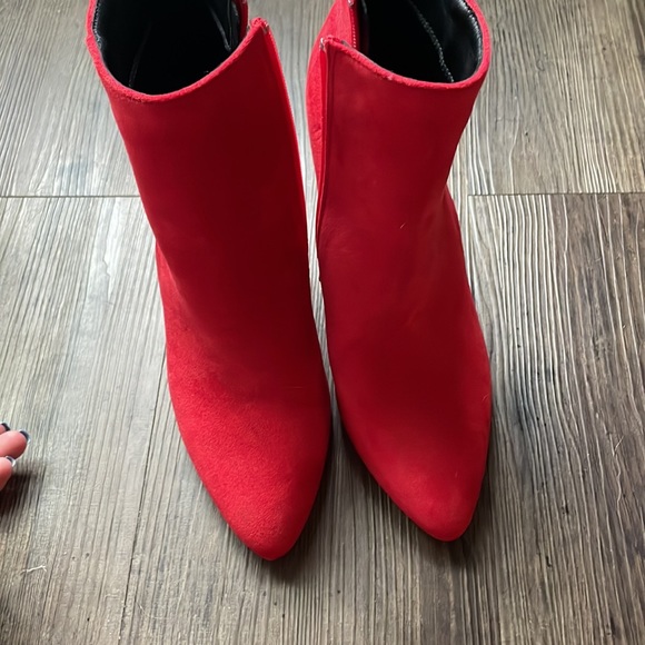 NWOT Red Velvet Booties. - Picture 2 of 3